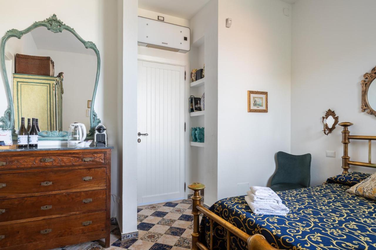 Vfh Villa Flavia Eco B&B - 50 Metri Dal Mare 산타플라비아 외부 사진