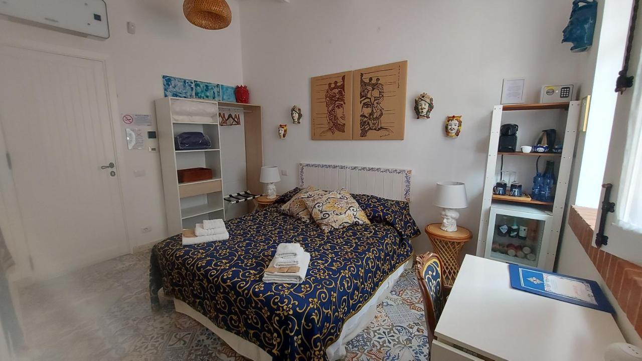 Vfh Villa Flavia Eco B&B - 50 Metri Dal Mare 산타플라비아 외부 사진